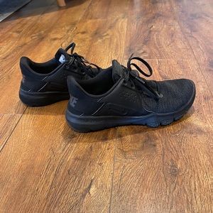 ✨GUC Nike Trainers, Flex Control